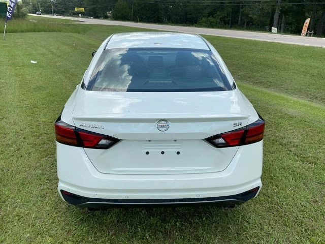 2020 Nissan Altima 6th Gen - Image 10 of 21