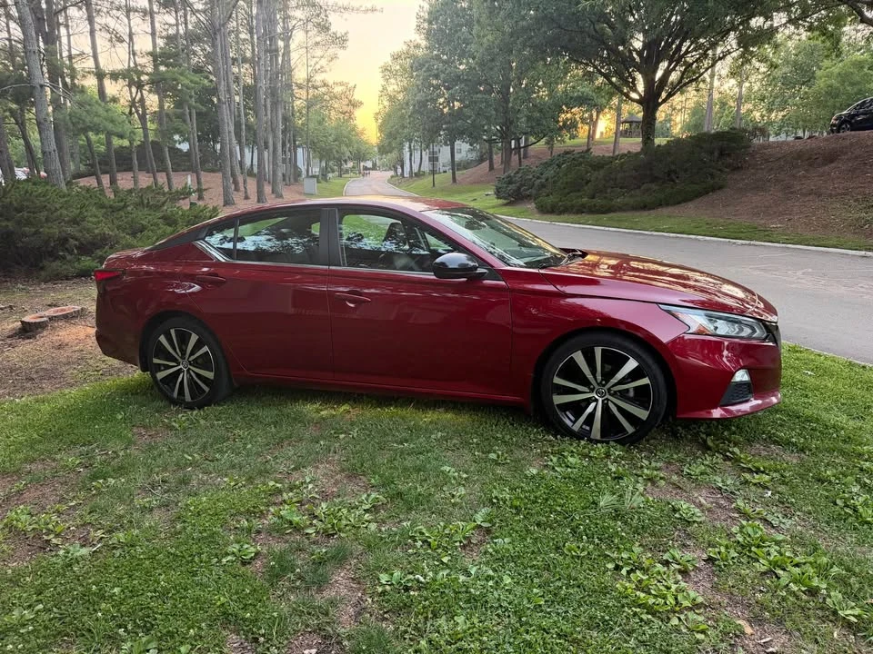 2020 Nissan Altima 6th Gen - Image 5 of 5