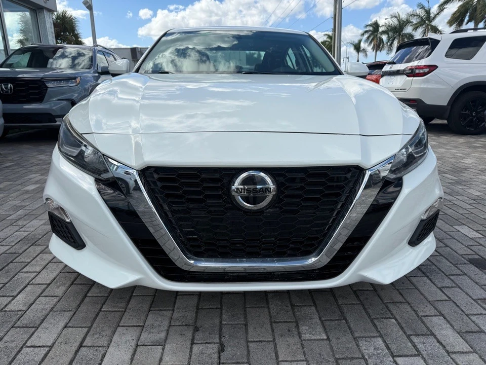 2020 Nissan Altima 6th Gen - Image 2 of 21