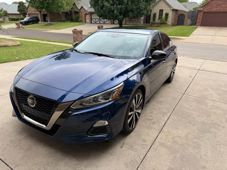 2020 Nissan Altima 6th Gen - Image 2 of 17