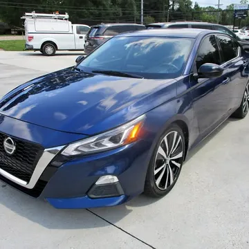 2020 Nissan Altima SR