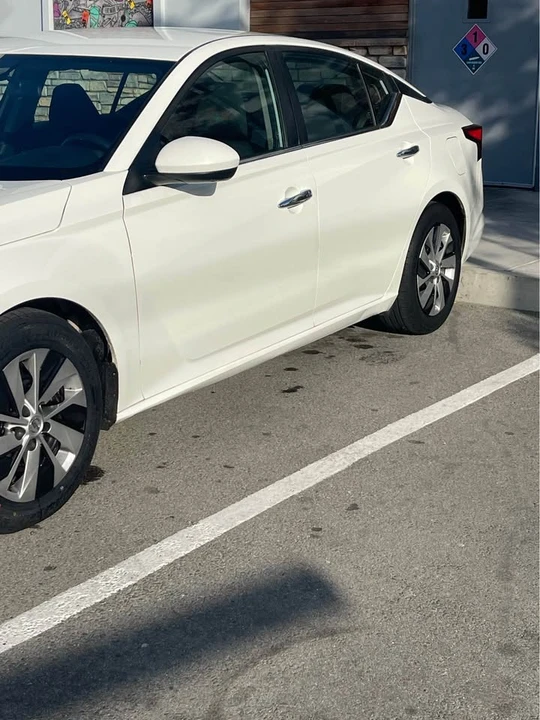 2020 Nissan Altima 6th Gen - Image 5 of 17