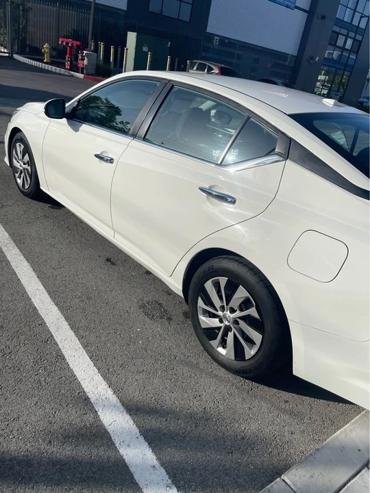 2020 Nissan Altima 6th Gen - Image 4 of 17