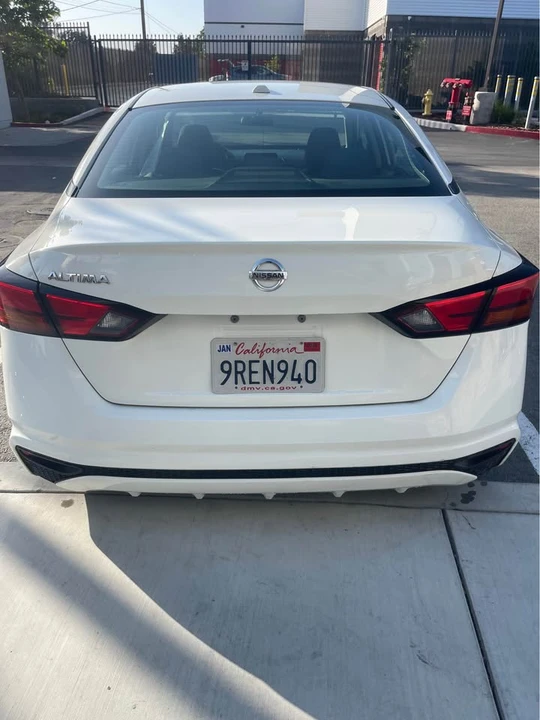 2020 Nissan Altima 6th Gen - Image 6 of 17