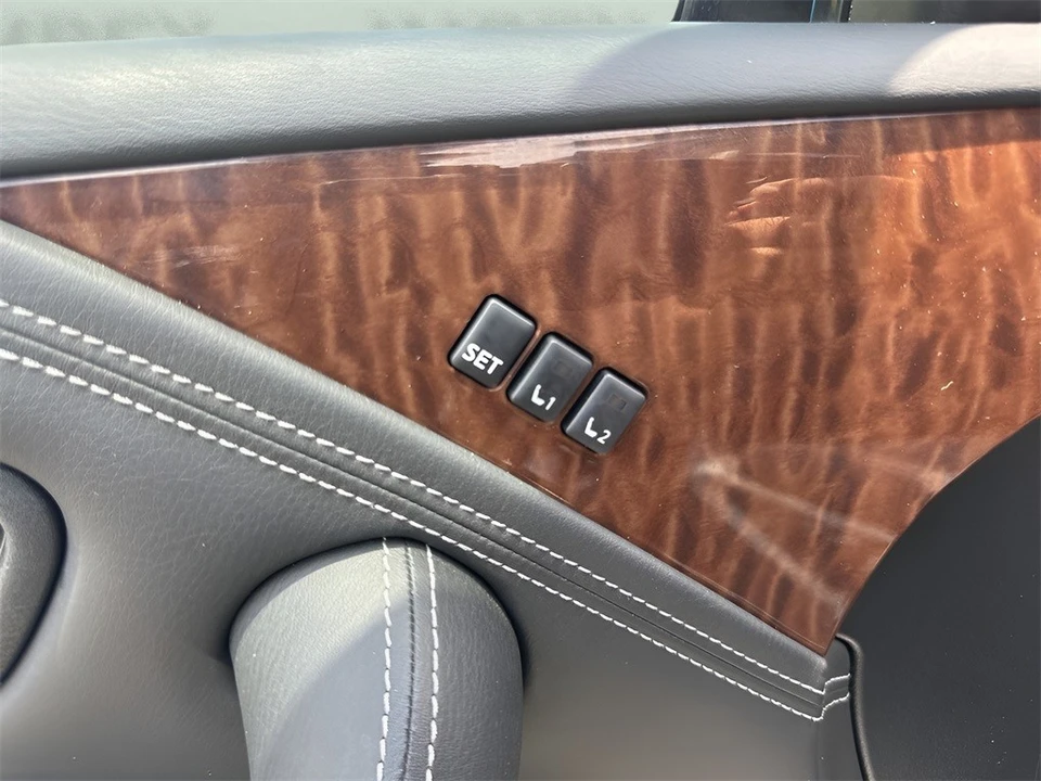 2020 Nissan Armada - Image 11 of 12