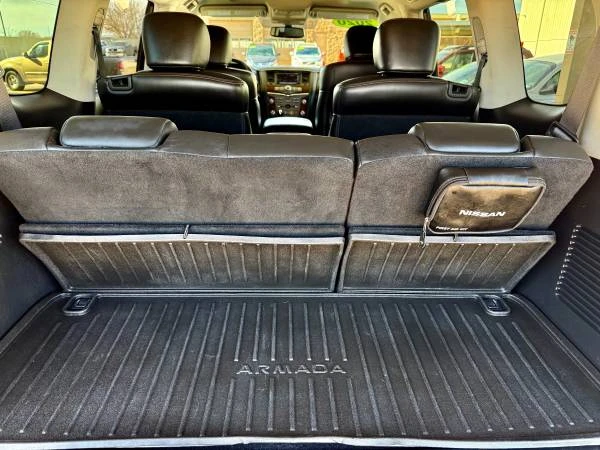 2020 Nissan Armada - Image 13 of 21