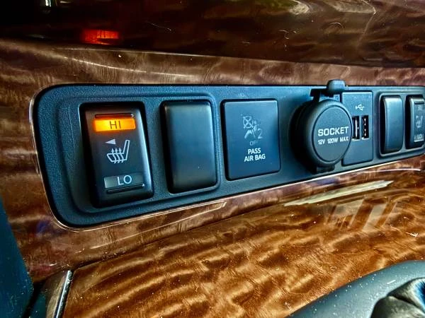 2020 Nissan Armada - Image 16 of 21