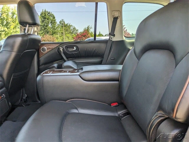 2020 Nissan Armada - Image 16 of 21