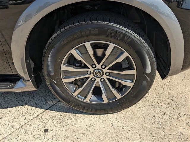 2020 Nissan Armada - Image 11 of 12