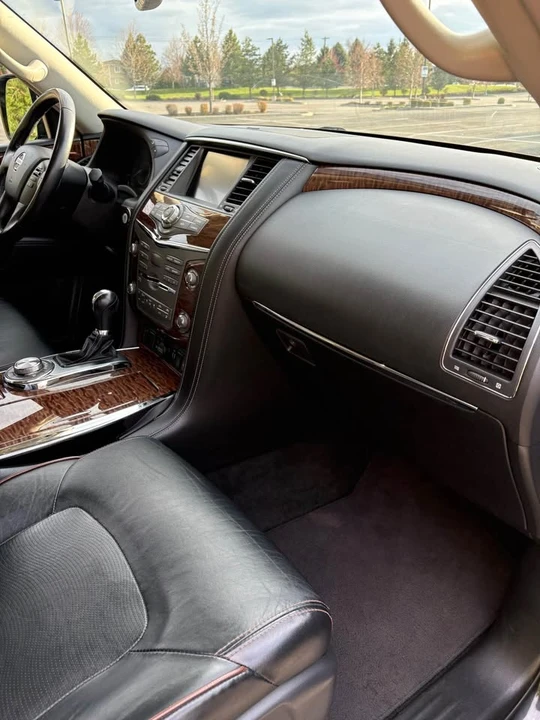 2020 Nissan Armada - Image 16 of 20
