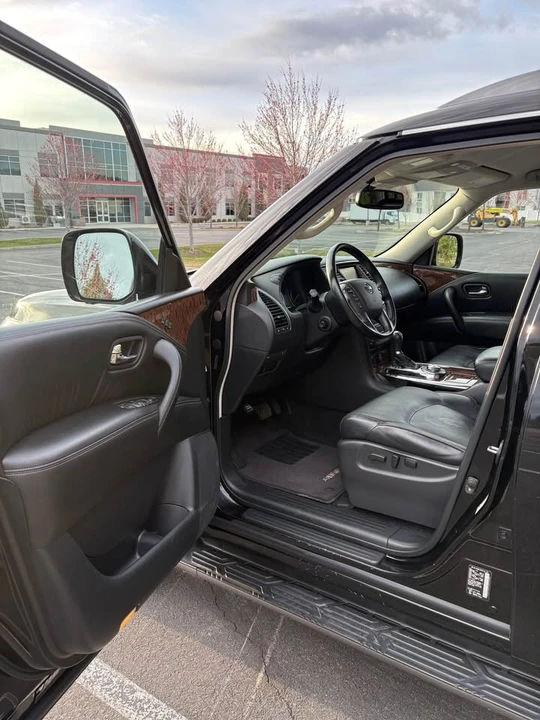 2020 Nissan Armada - Image 7 of 20