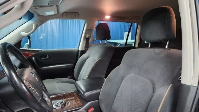 2020 Nissan Armada - Image 8 of 21