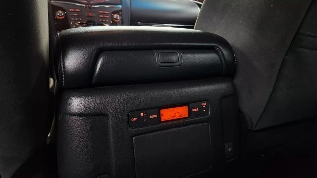 2020 Nissan Armada - Image 14 of 21