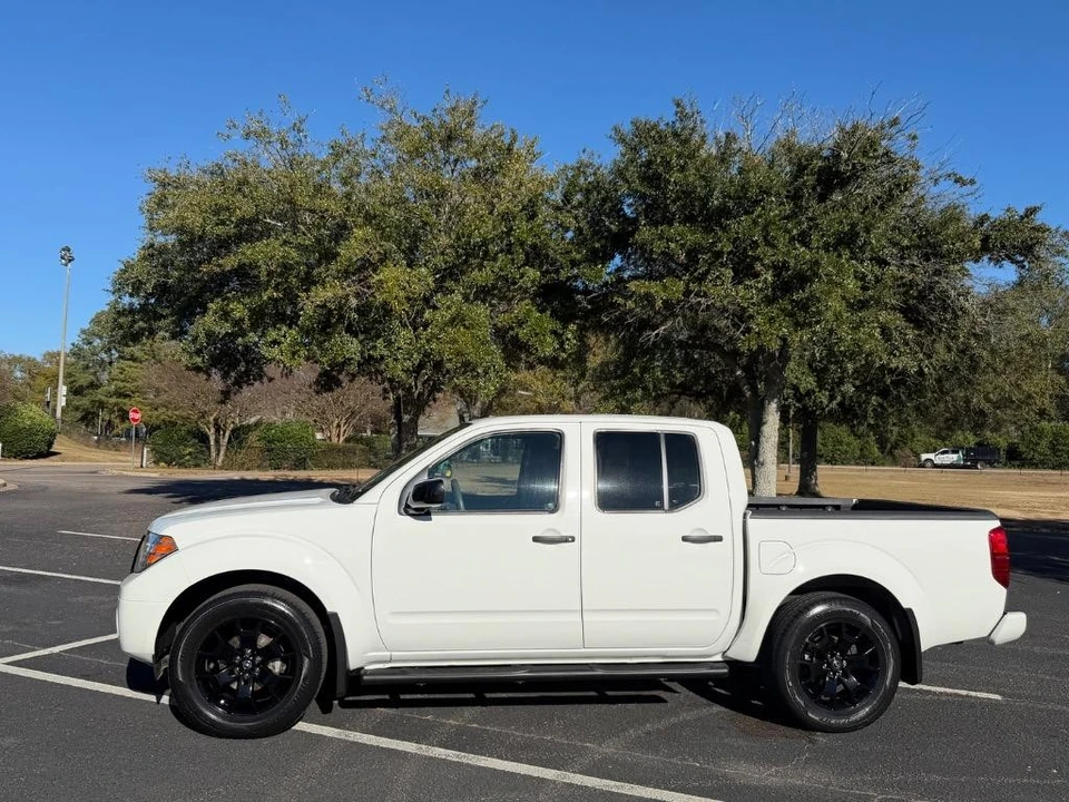 2020 Nissan Frontier 2nd Gen - Image 2 of 21
