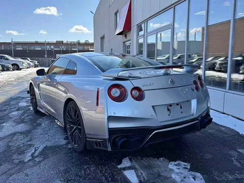 2020 Nissan GT-R