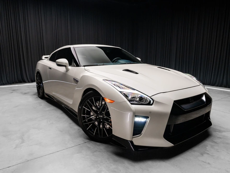 2020 Nissan R35 GT-R Premium - Image 10 of 31