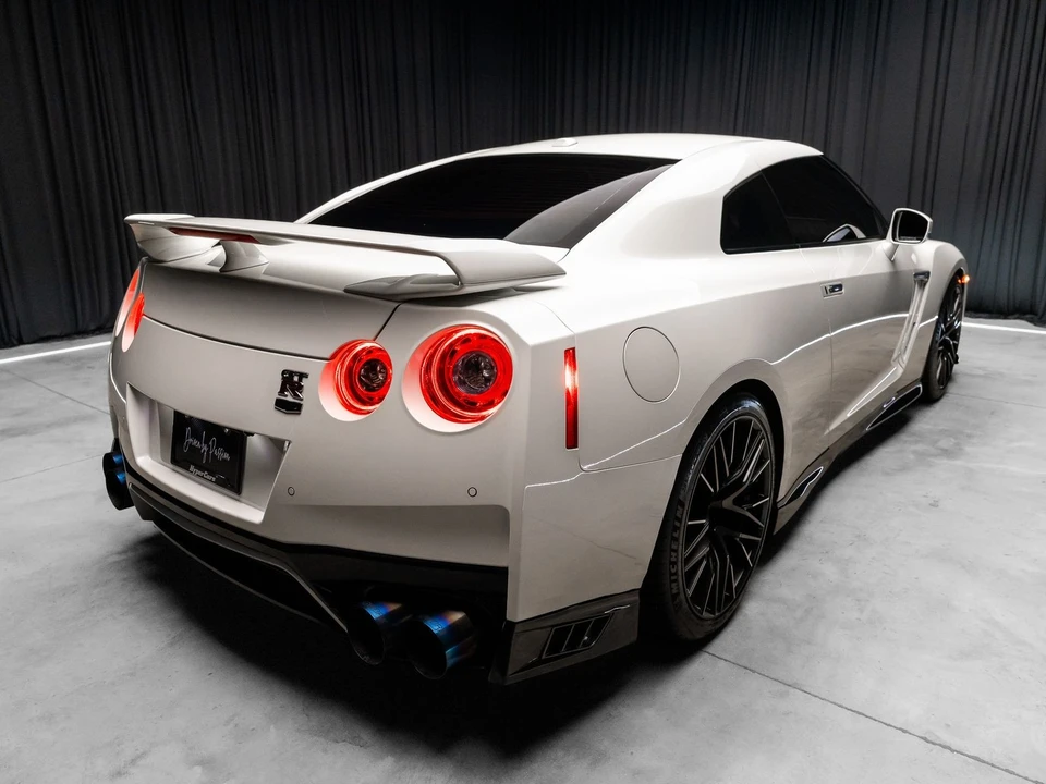 2020 Nissan R35 GT-R Premium - Image 17 of 31