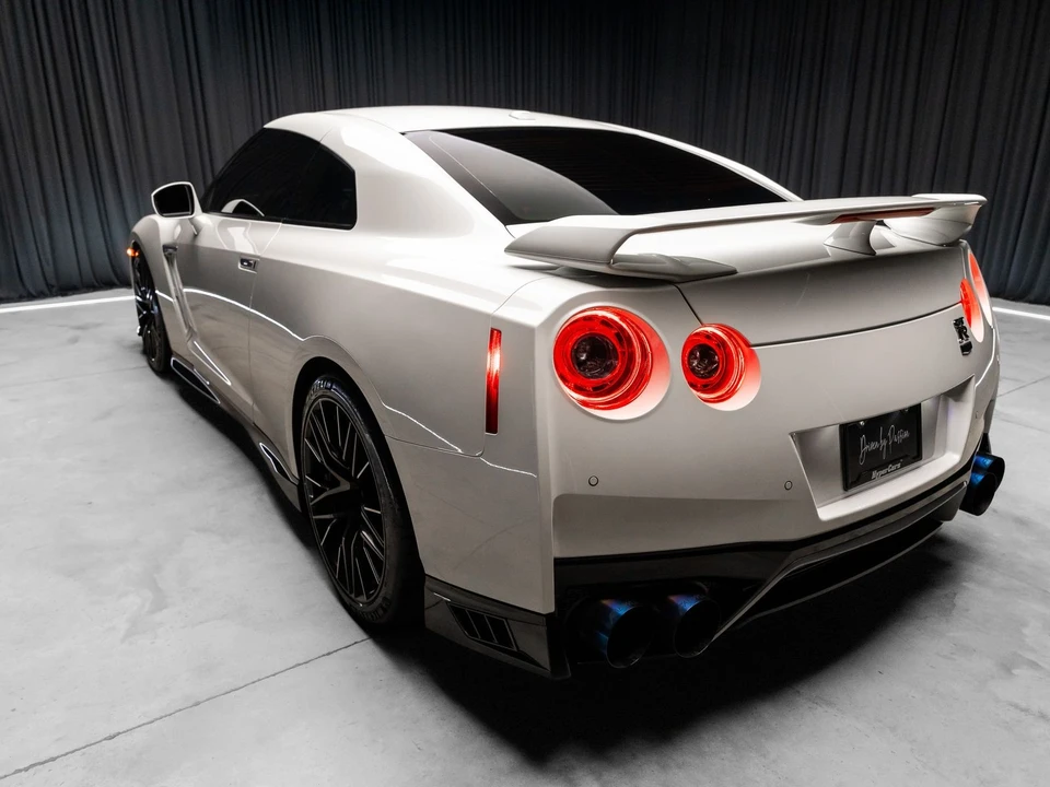 2020 Nissan R35 GT-R Premium - Image 15 of 31