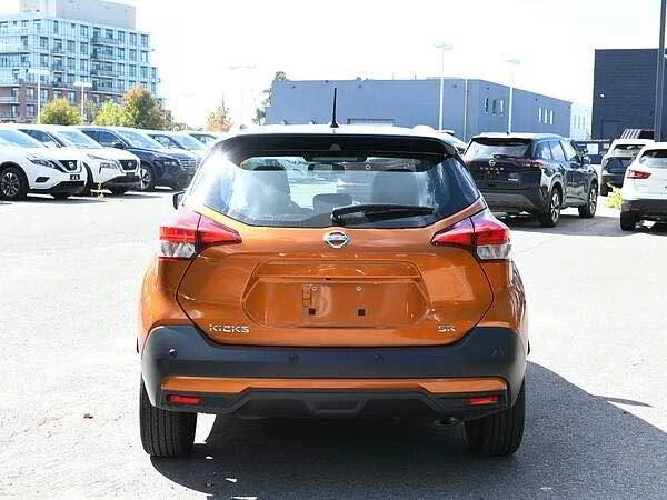 2020 Nissan Kicks - Image 4 of 14