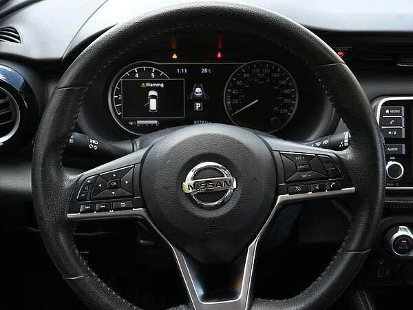 2020 Nissan Kicks - Image 12 of 14