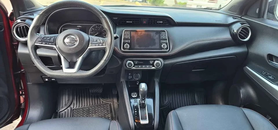 2020 Nissan Kicks - Image 7 of 8