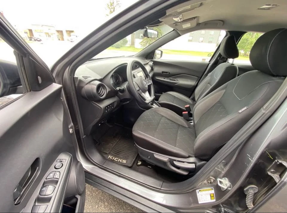 2020 Nissan Kicks - Image 4 of 9