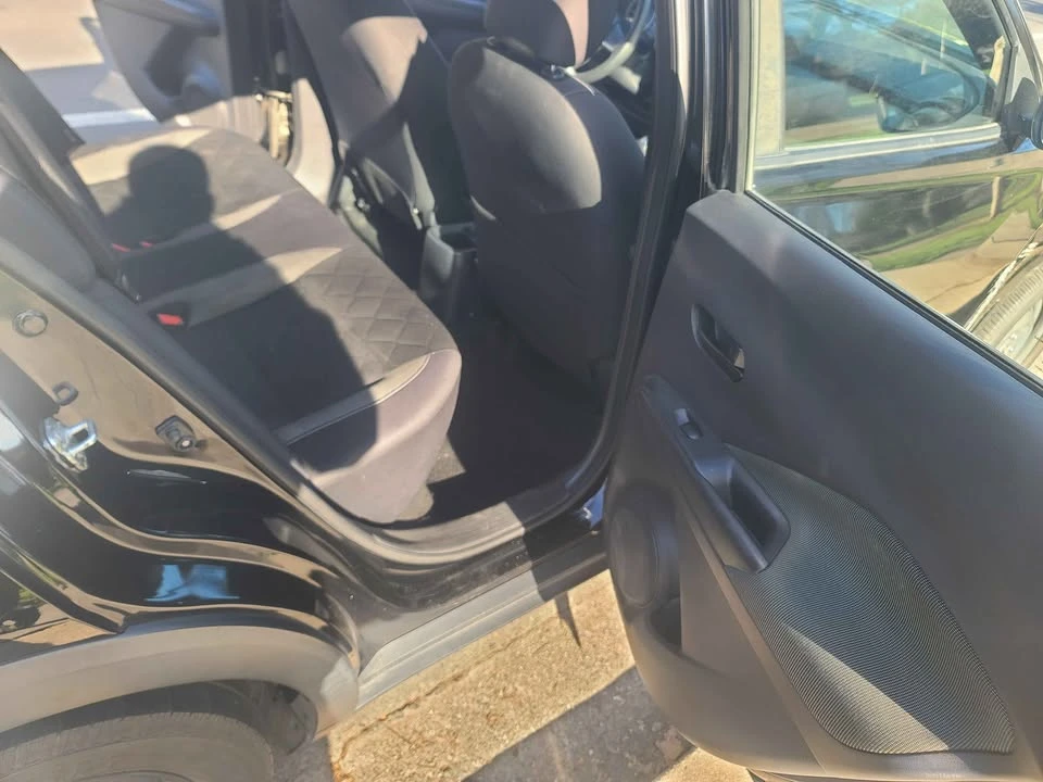 2020 Nissan Kicks - Image 4 of 10