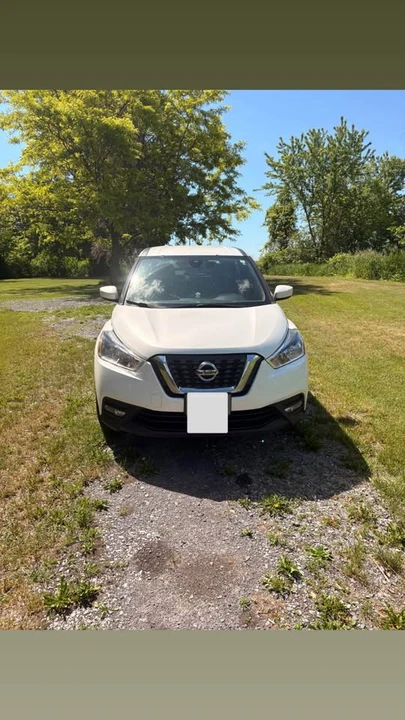 2020 Nissan Kicks - Image 2 of 9