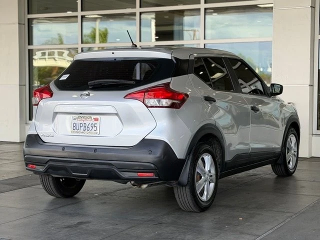 2020 Nissan Kicks - Image 13 of 21