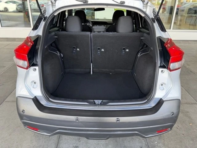 2020 Nissan Kicks - Image 14 of 21