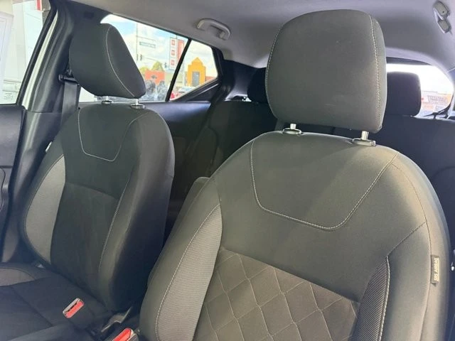 2020 Nissan Kicks - Image 20 of 21