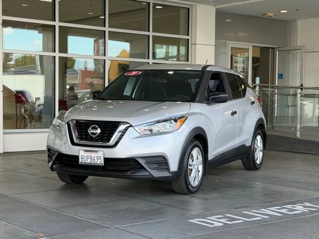 2020 Nissan Kicks - Image 2 of 21