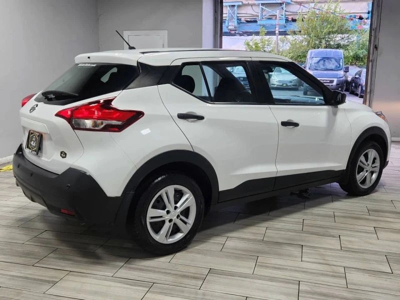 2020 Nissan Kicks - Image 5 of 12