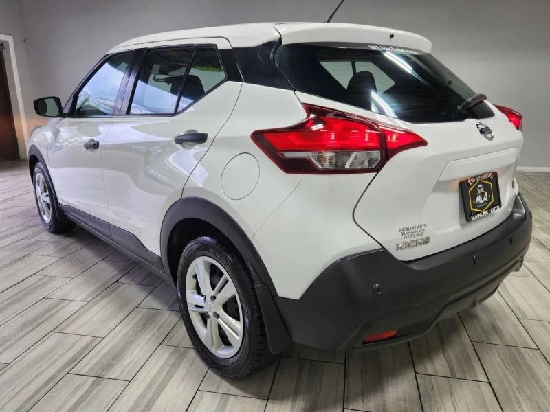 2020 Nissan Kicks - Image 3 of 12