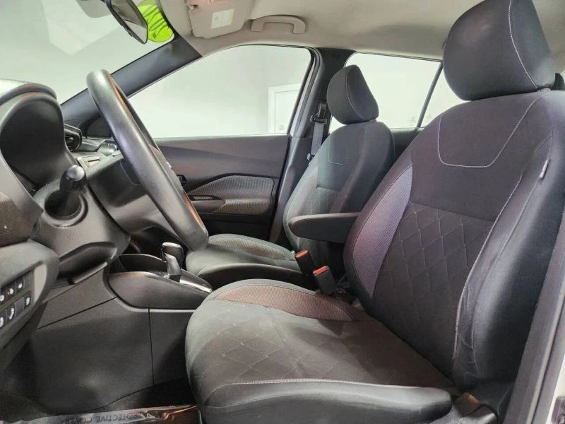2020 Nissan Kicks - Image 11 of 12