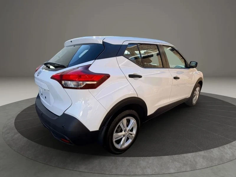 2020 Nissan Kicks - Image 5 of 12