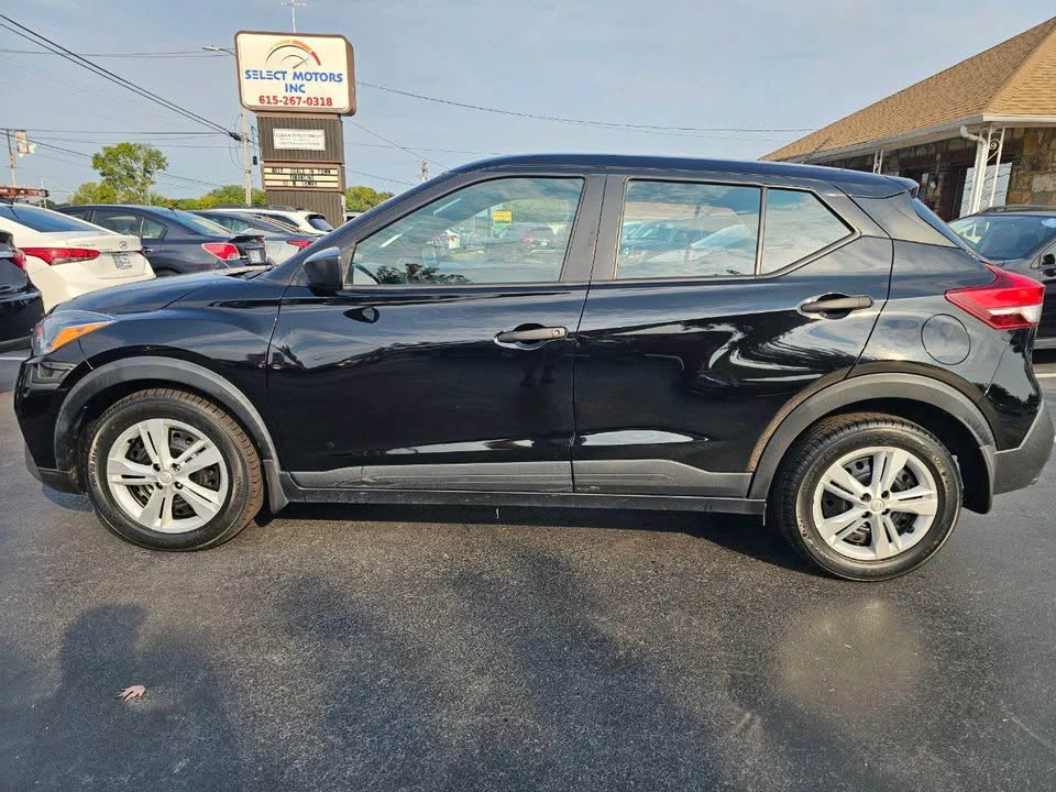 2020 Nissan Kicks - Image 2 of 20