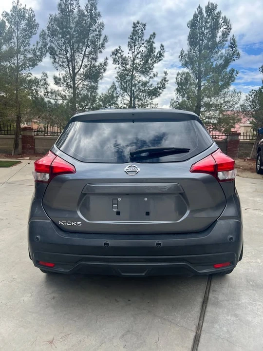 2020 Nissan Kicks - Image 3 of 8