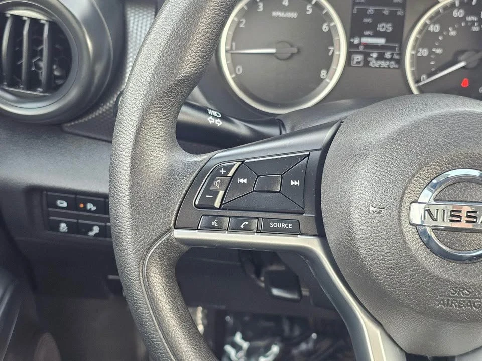 2020 Nissan Kicks - Image 16 of 20