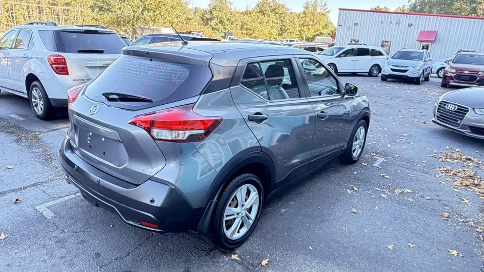 2020 Nissan Kicks - Image 5 of 18