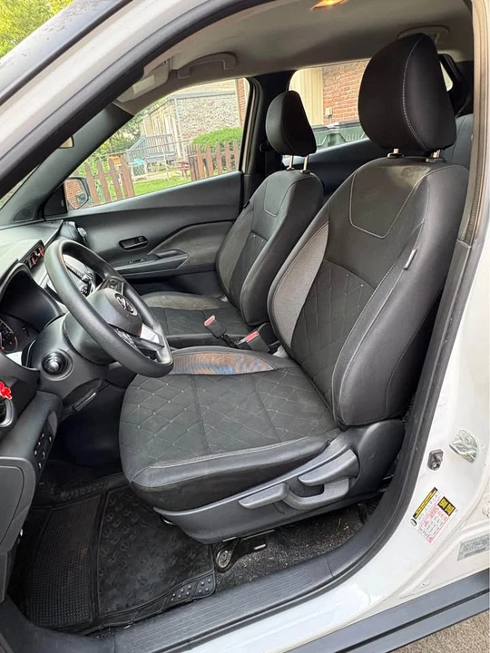 2020 Nissan Kicks - Image 12 of 16