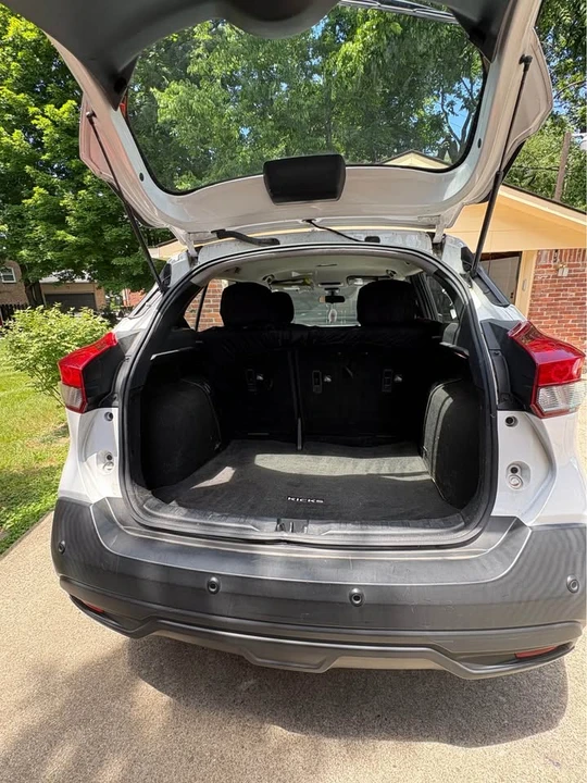 2020 Nissan Kicks - Image 4 of 16
