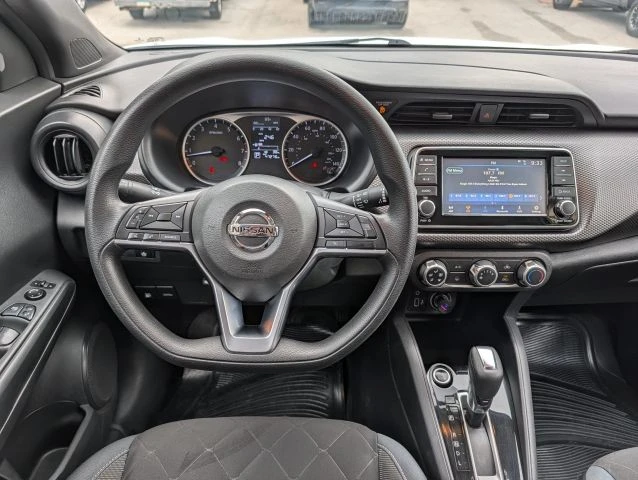 2020 Nissan Kicks - Image 8 of 11