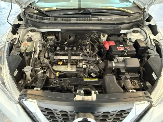 2020 Nissan Kicks - Image 16 of 21