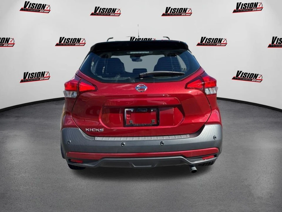 2020 Nissan Kicks - Image 6 of 12