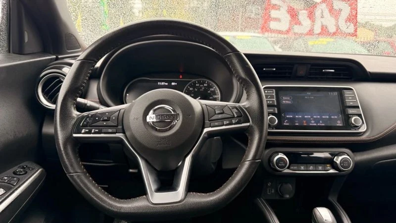 2020 Nissan Kicks - Image 9 of 12