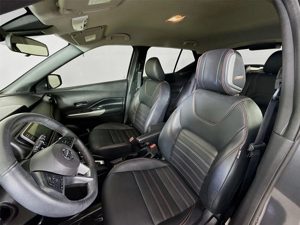 2020 Nissan Kicks - Image 17 of 21