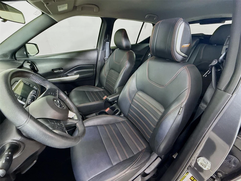 2020 Nissan Kicks - Image 12 of 14