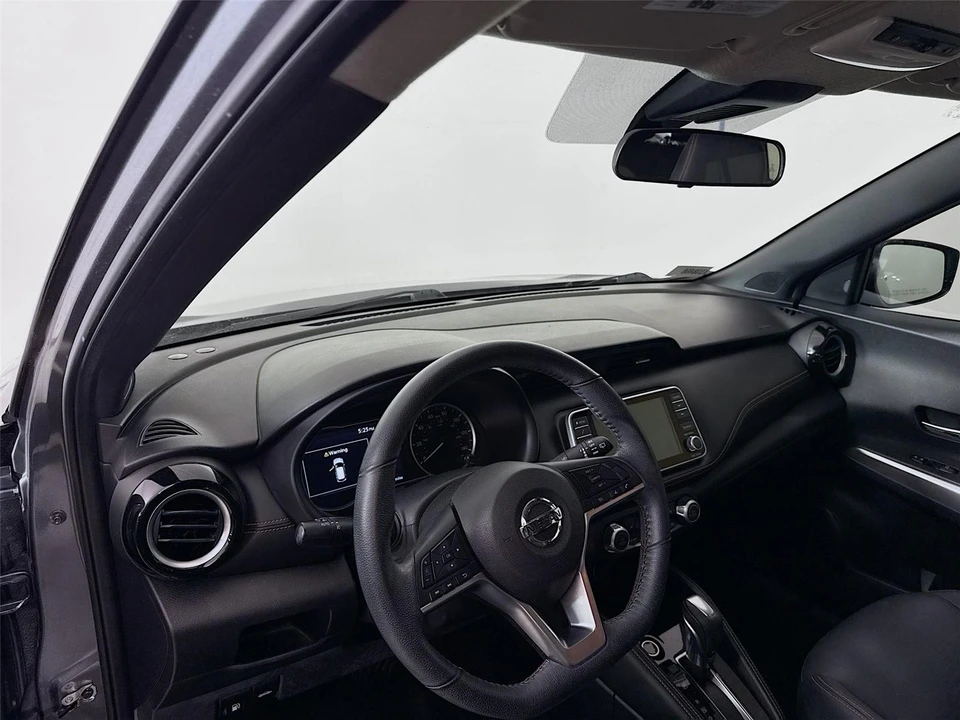 2020 Nissan Kicks - Image 5 of 14