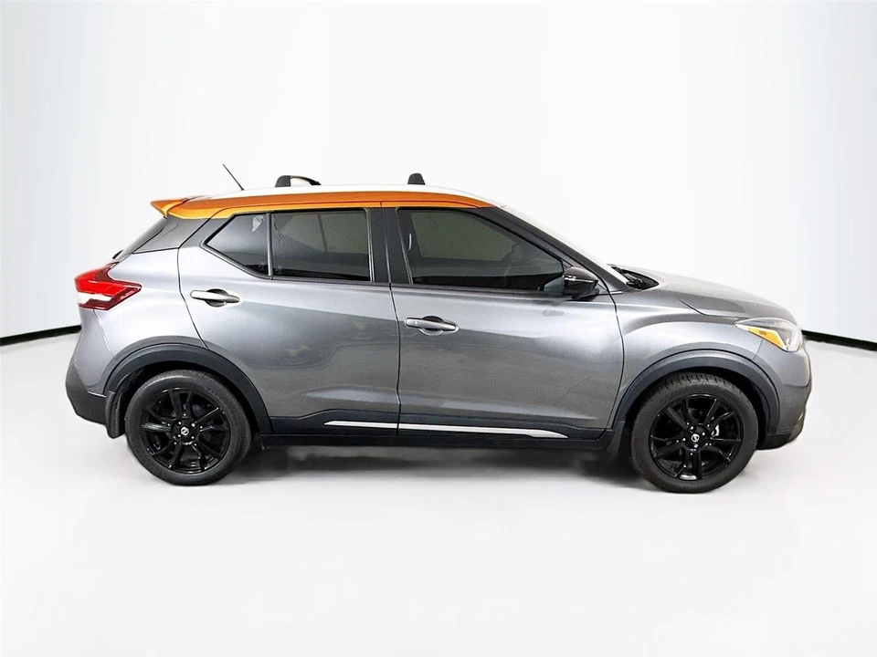 2020 Nissan Kicks - Image 2 of 14